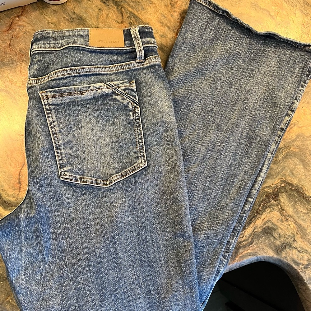 Buckle Black jeans size 33x32 - only worn a couple times